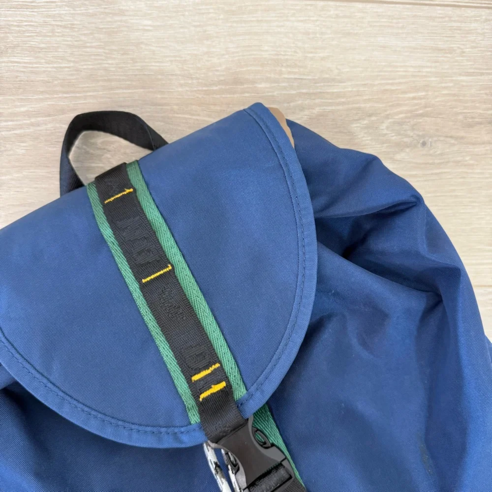 Doughnut Blue Bouncy 21L Travel Backpack